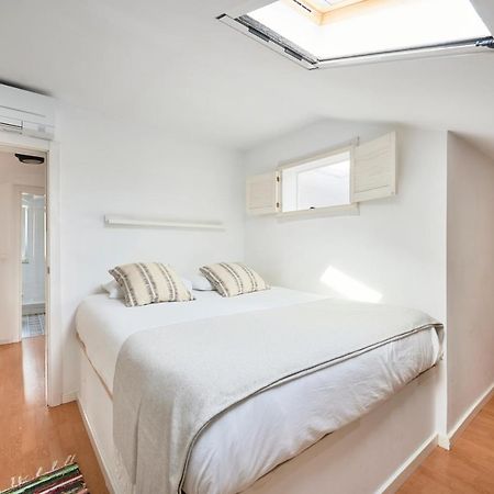 Bright Apt W Balcony, Ac, Parking, By Timecooler ลิสบอน ภายนอก รูปภาพ