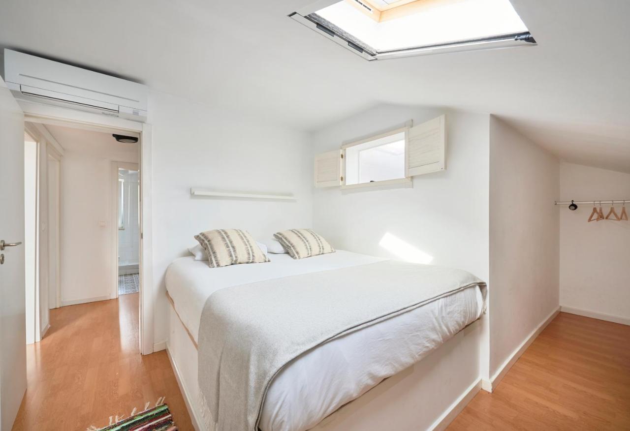 Bright Apt W Balcony, Ac, Parking, By Timecooler ลิสบอน ภายนอก รูปภาพ