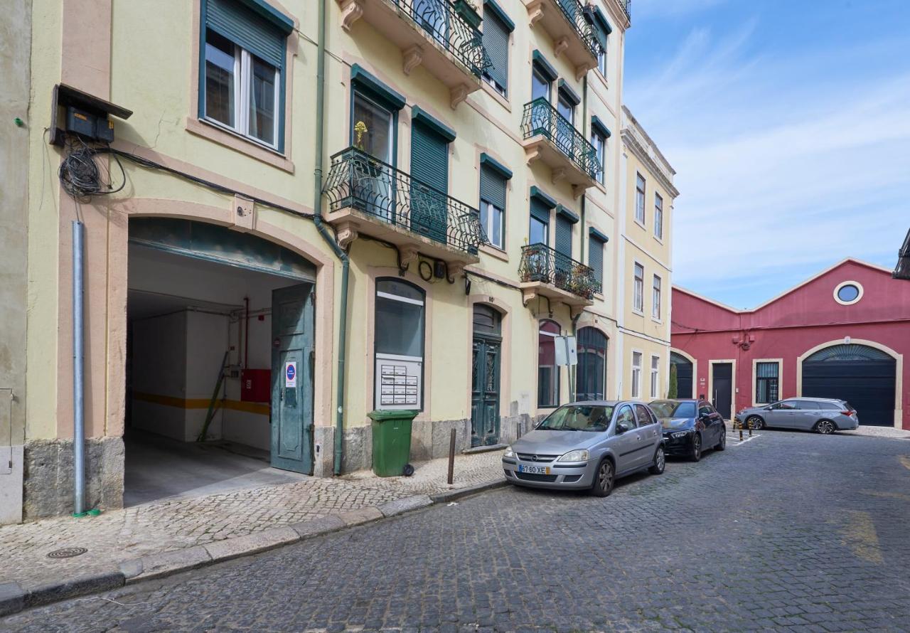 Bright Apt W Balcony, Ac, Parking, By Timecooler ลิสบอน ภายนอก รูปภาพ
