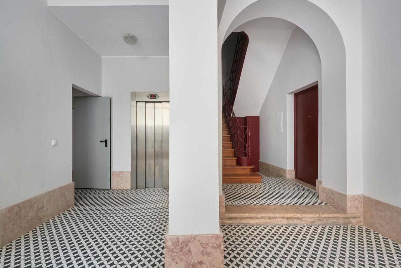 Bright Apt W Balcony, Ac, Parking, By Timecooler ลิสบอน ภายนอก รูปภาพ