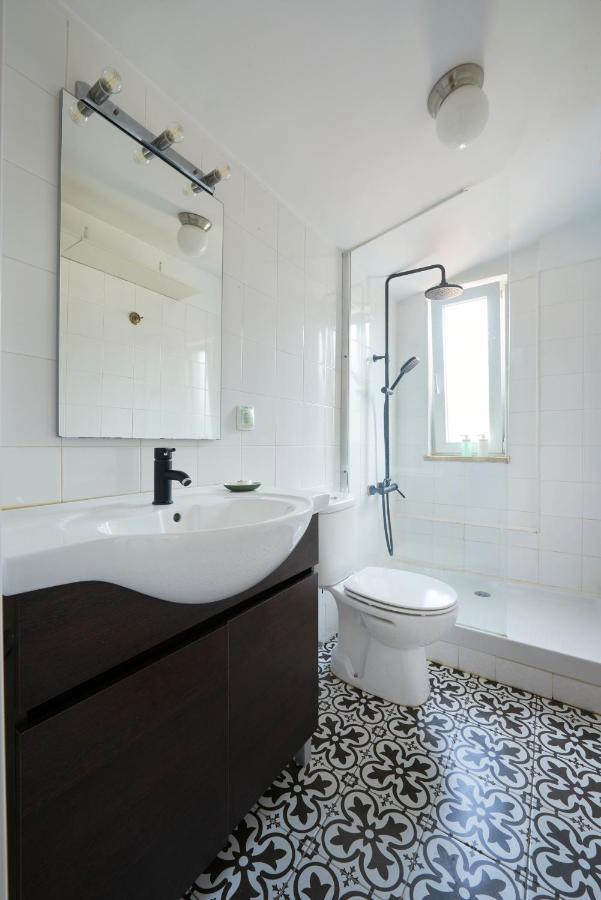 Bright Apt W Balcony, Ac, Parking, By Timecooler ลิสบอน ภายนอก รูปภาพ