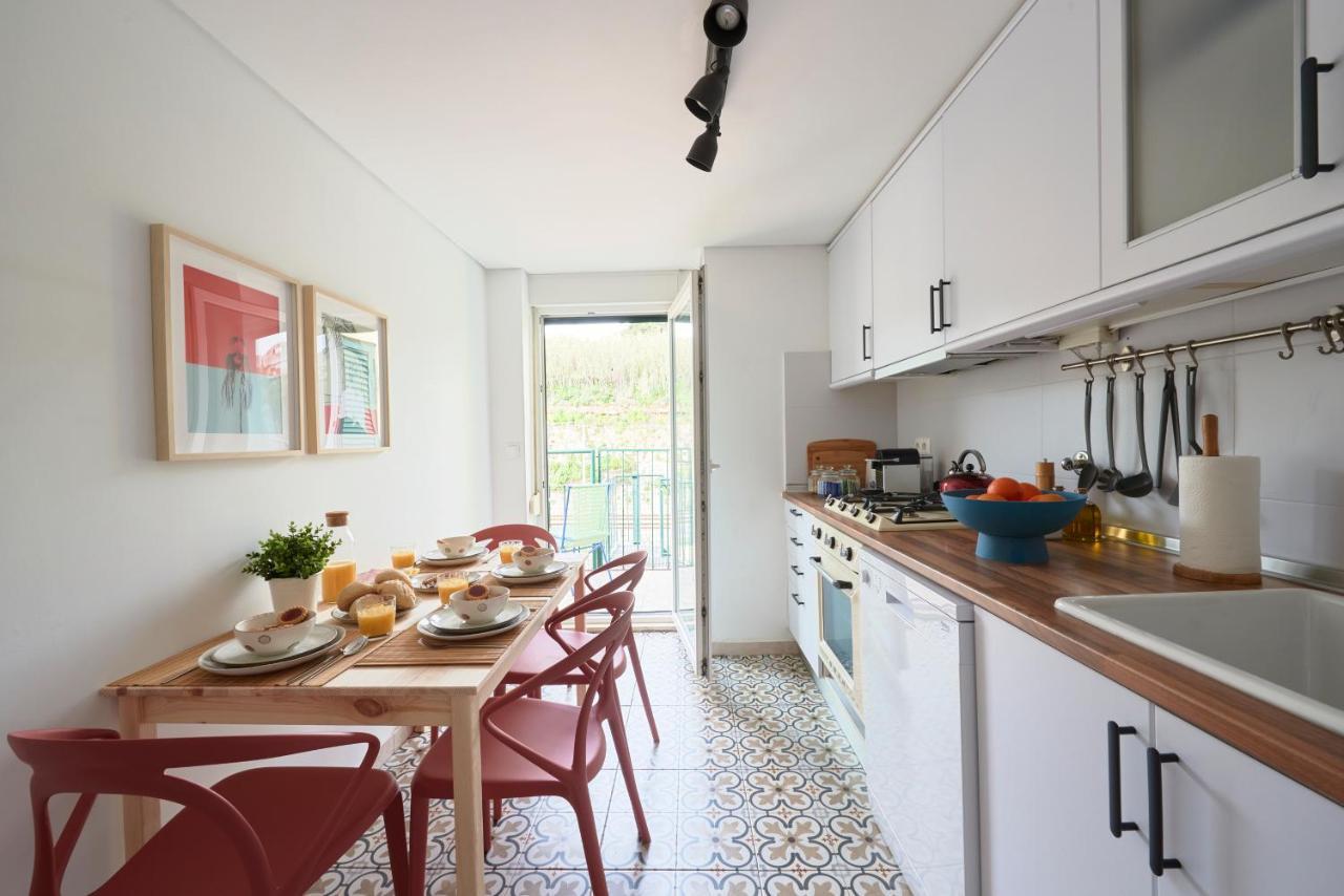 Bright Apt W Balcony, Ac, Parking, By Timecooler ลิสบอน ภายนอก รูปภาพ